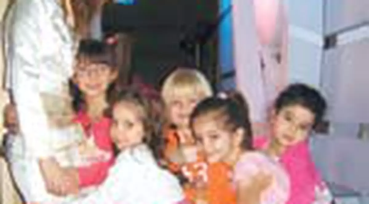 Profesoara la o gradinita de lux