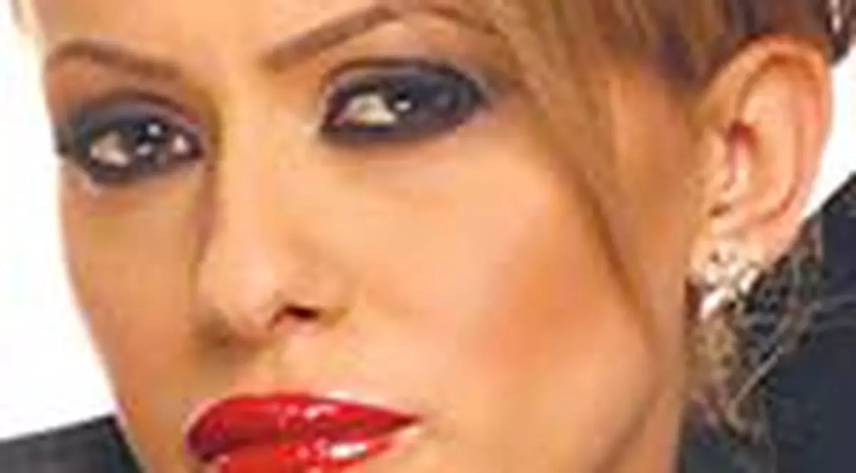 Anda Adam si Victor Slav, postasi la 'Taca Paca'