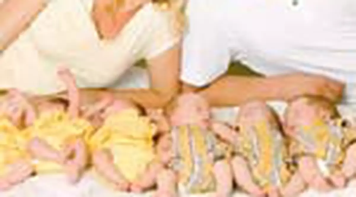 Schimba 50 de scutece pe zi