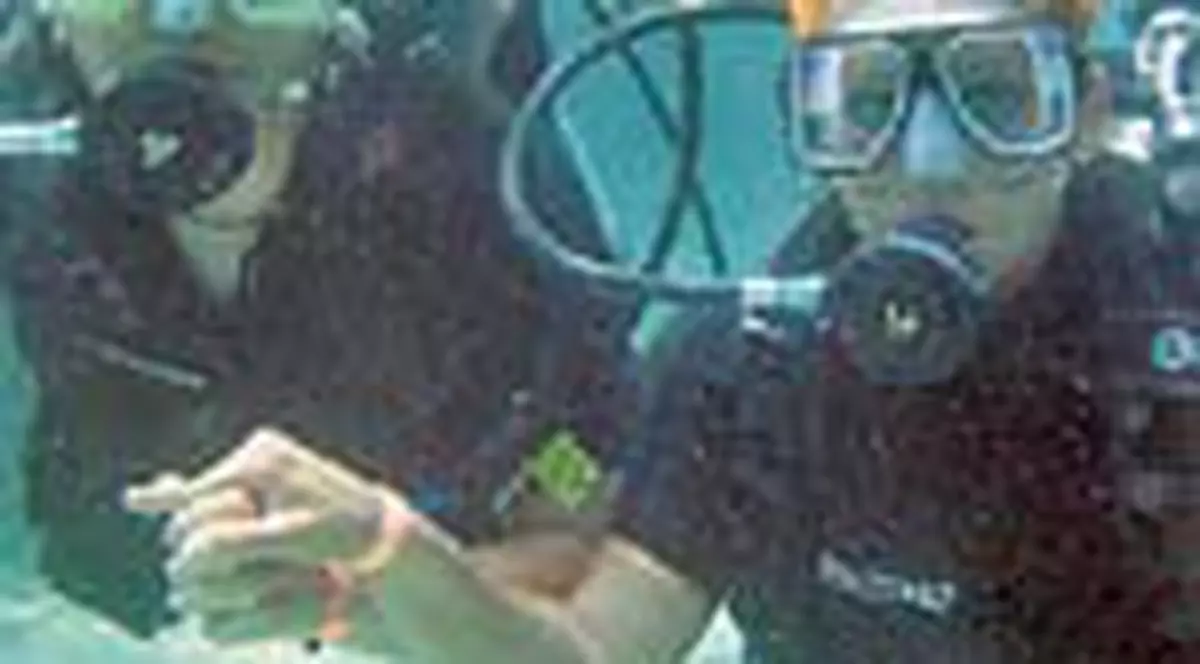 Miki, scufundari in Mediterana