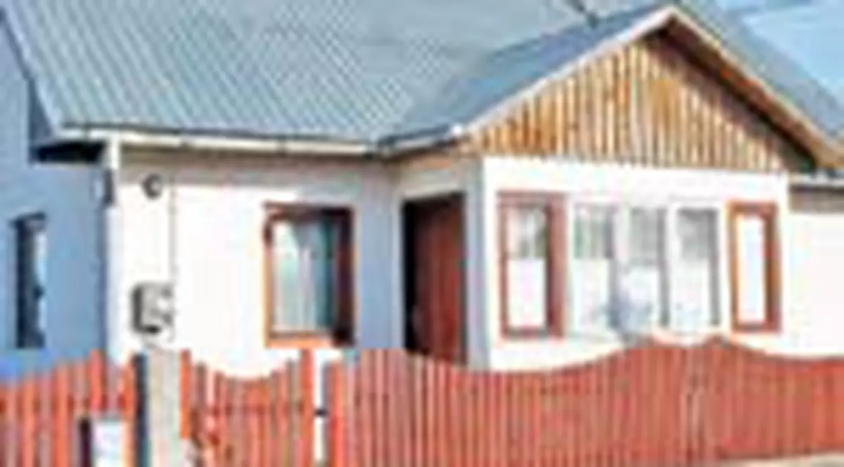 Casa  de 16.000 &euro;, ridicata intr-o zi