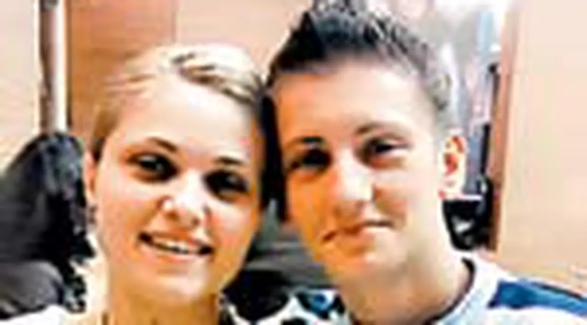 Tatal lui Bogdan Costache, fata-n fata cu sotul profei