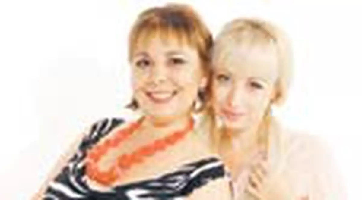 Ani si Mirela dau trezirea 