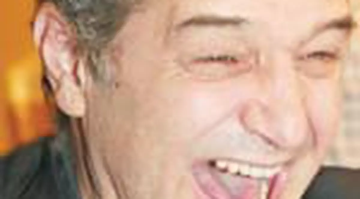 'Cu noi este Dumnezeu',hit national