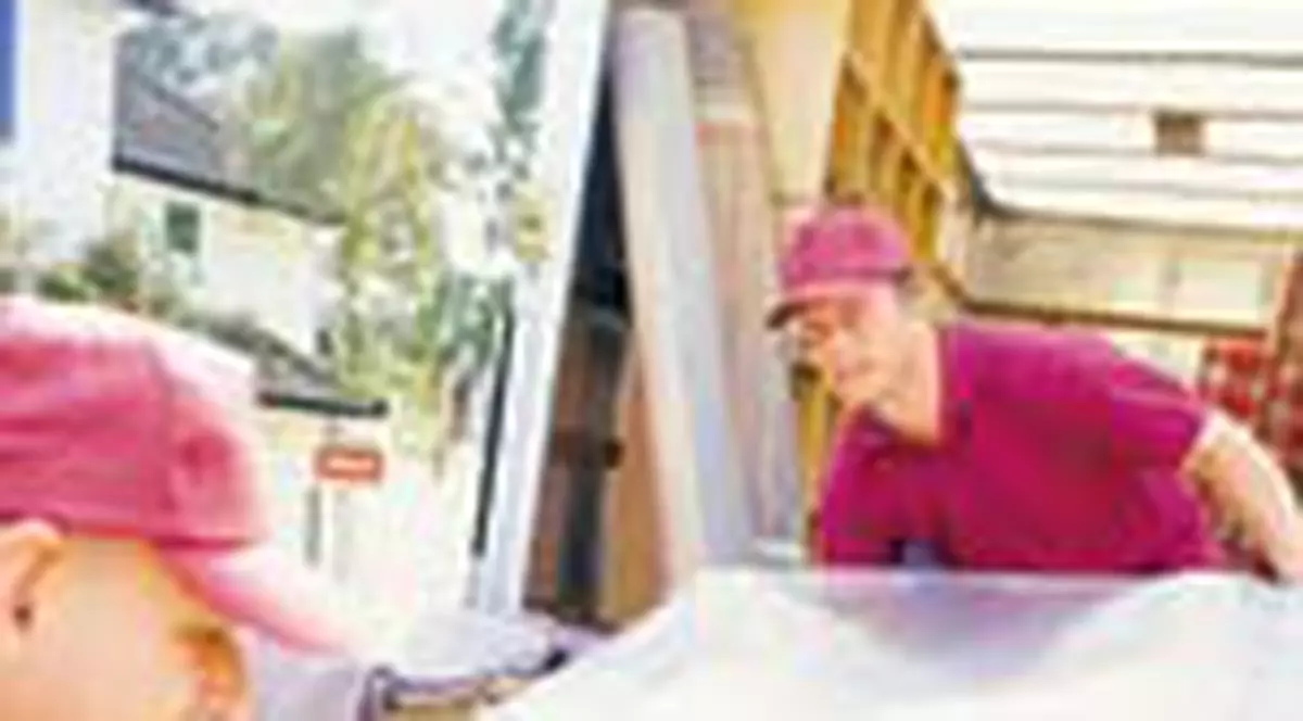 Cat costa sa te muti?