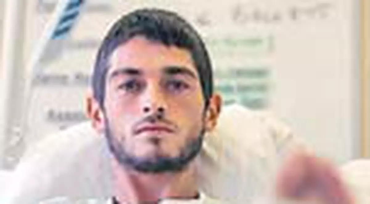 Un somnambul a supravietuit dupa ce a cazut de la etajul cinci