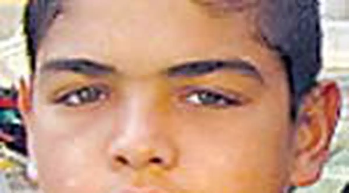 Ionut va fi logodit cu o verisoara