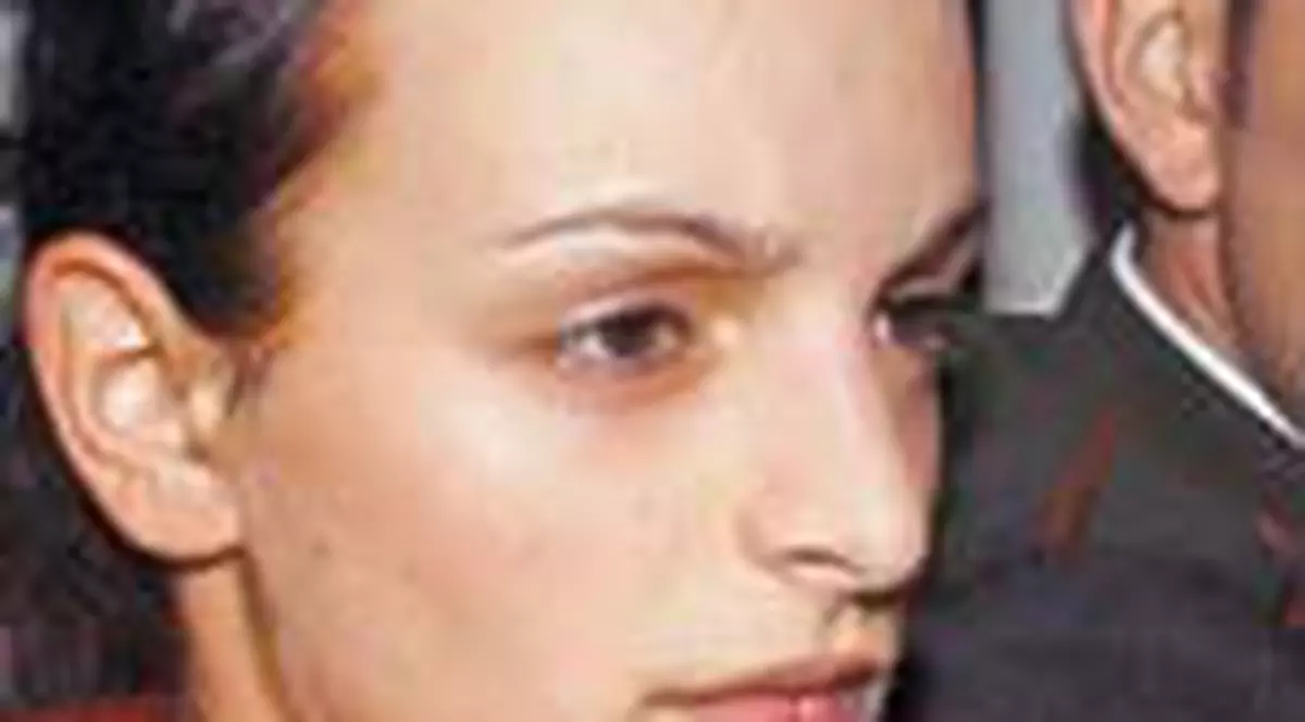 'Vreau sa-mi vad copiii macar cinci minute!'