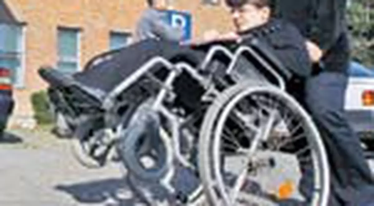 'Handicapatii nu pot fi ingineri'