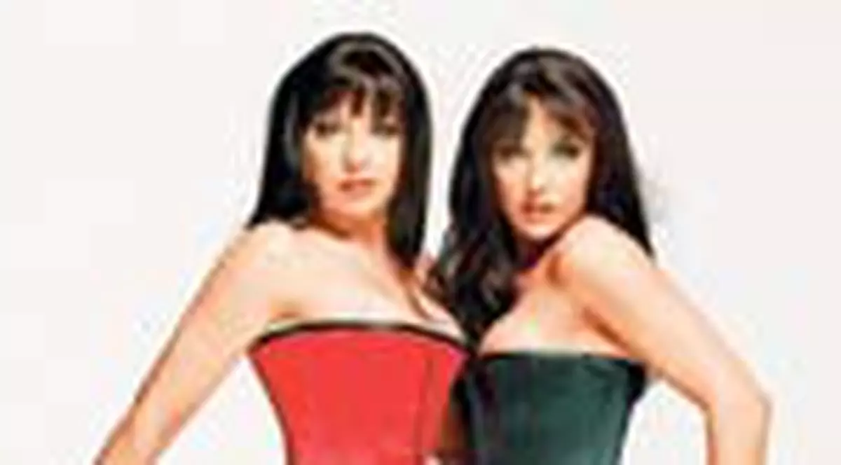 Cheeky Gabriela vrea o masina sport rosie