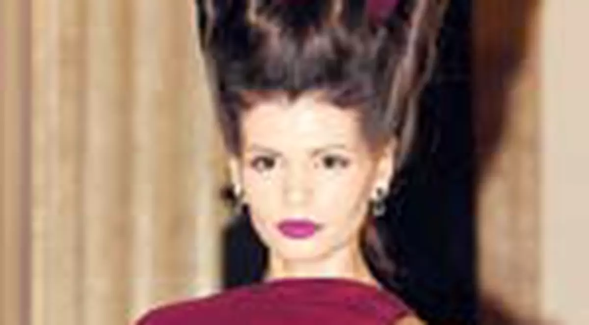 Monica, nu esti prea slaba?