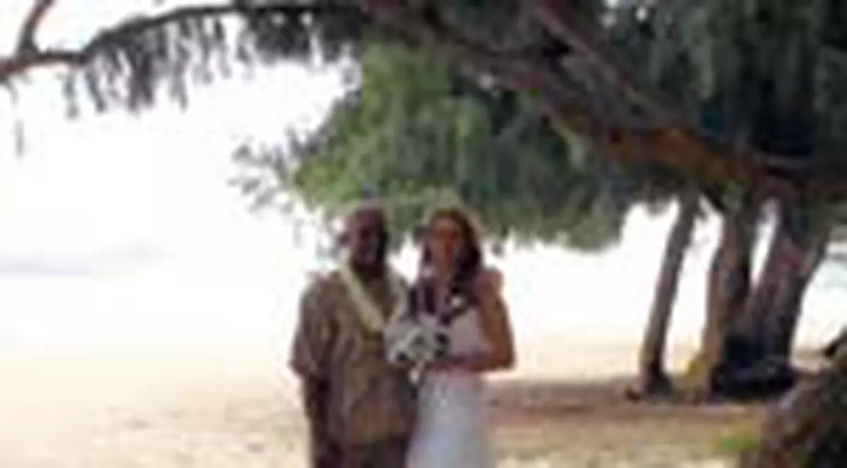 E sotia fostului partener de film al lui Bruce Lee