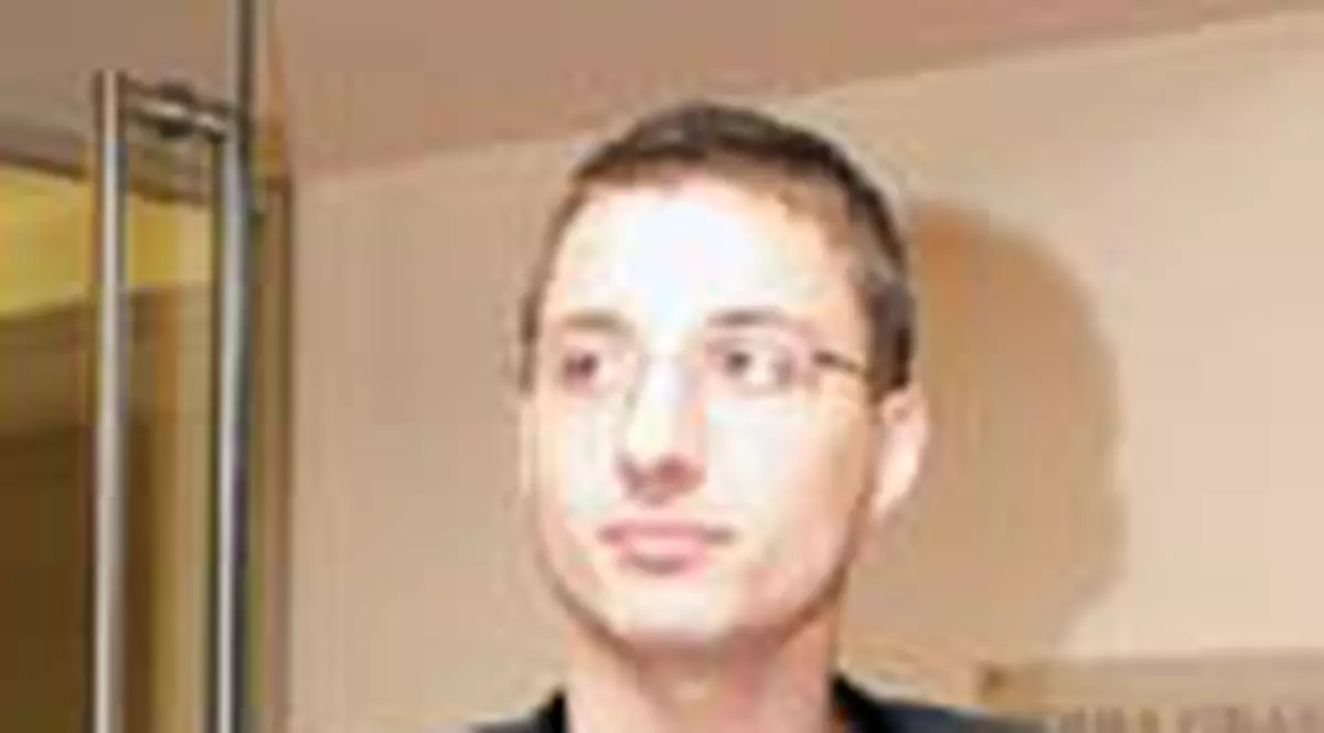 Cum isi pazesc vedetele casele?