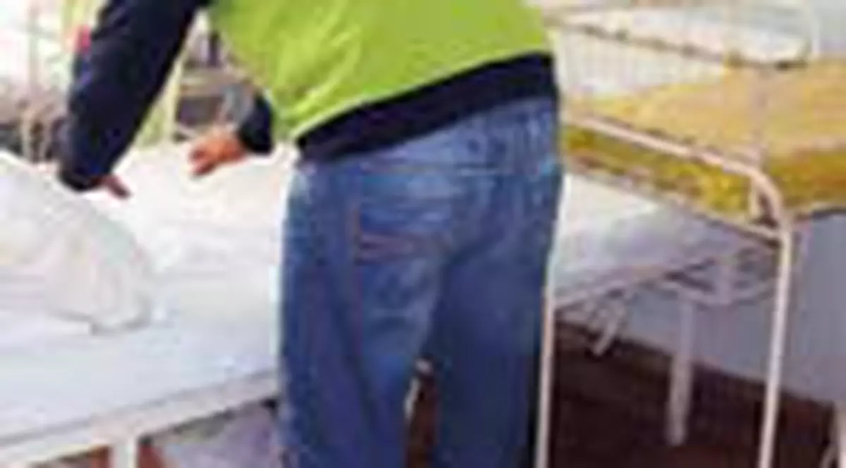 A vrut sa fure un nou-nascut