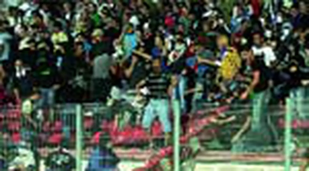 5 ani pentru huligani