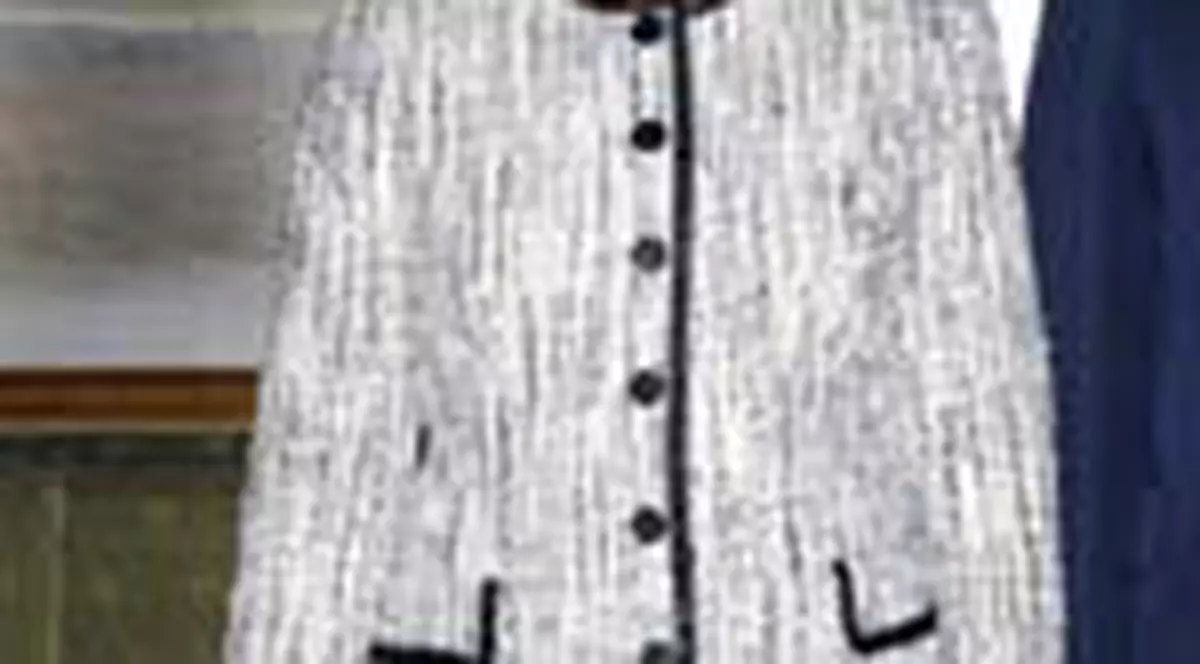 Aici se tunde Maria Basescu