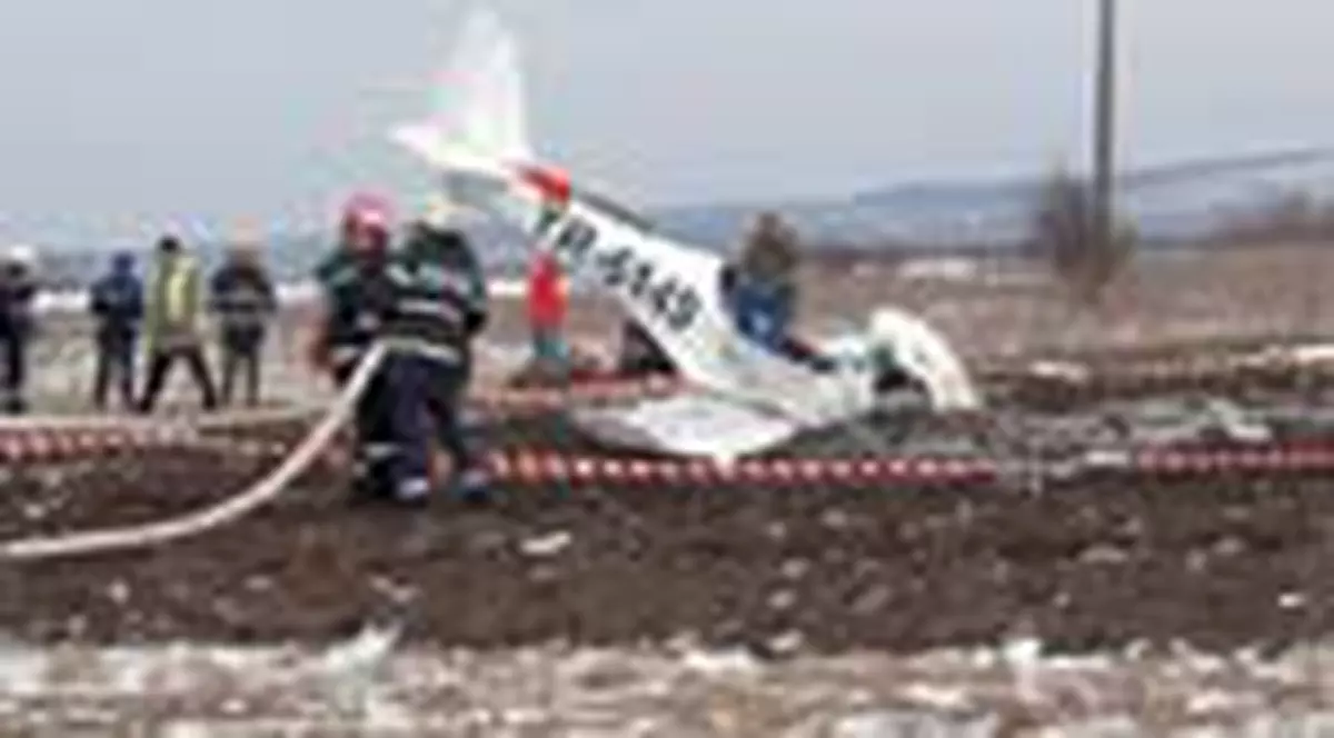 Avionul prabusit, analizat piesa cu piesa