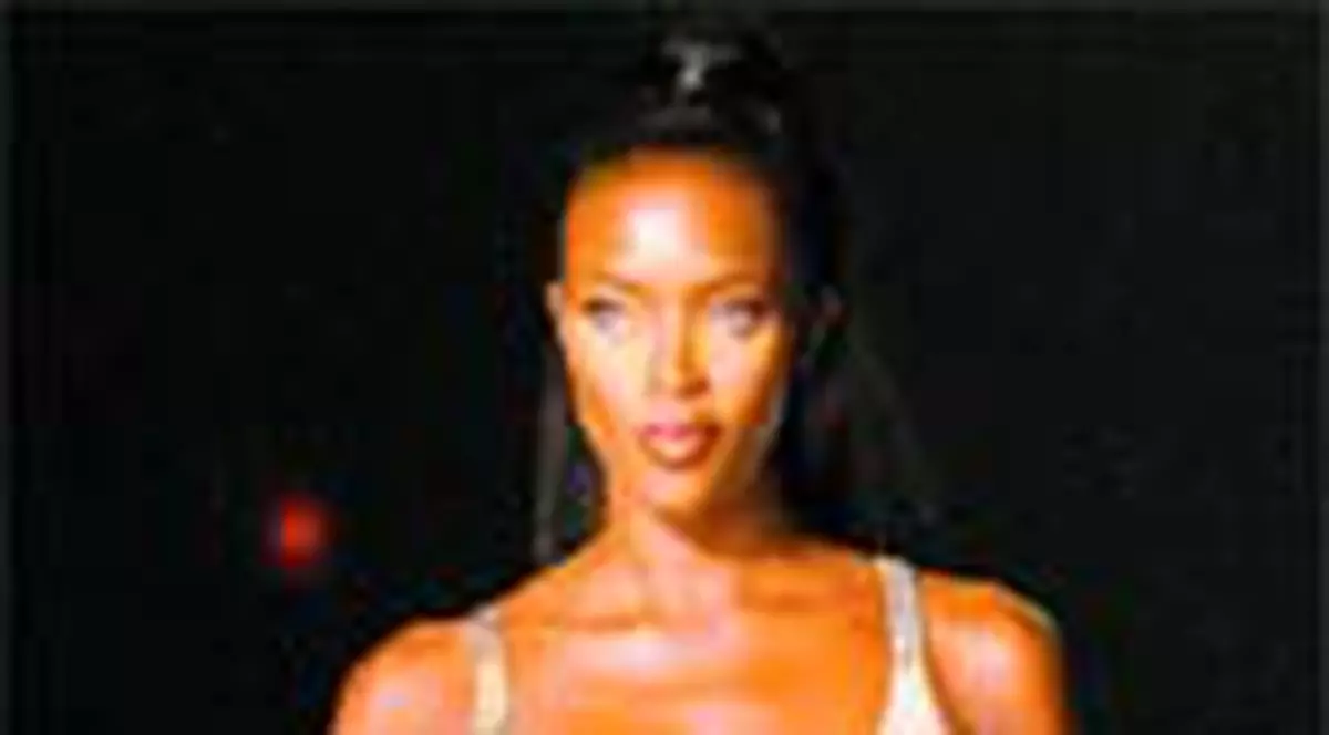 Naomi si-a asigurat corpul pentru un miliard $