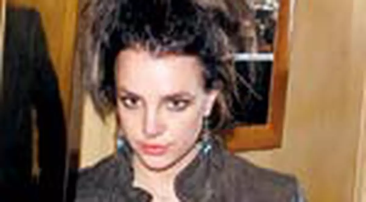 Britney Spears va fi internata la spitalul de nebuni