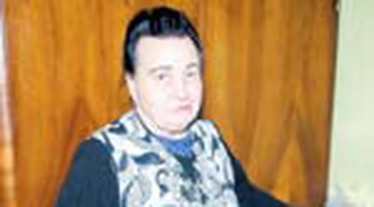 Prima femeie-militian traieste intr-un beci