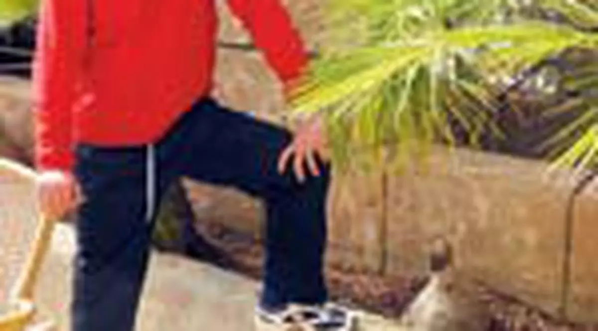 'Mama, cum stateau unii cu mana intinsa!'