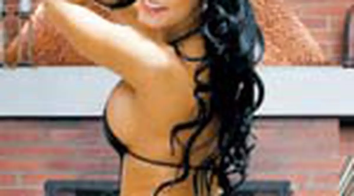 Ea e cea mai dorita femeie de pe Internet