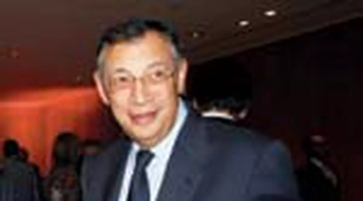 El este cel mai bine platit roman din lume