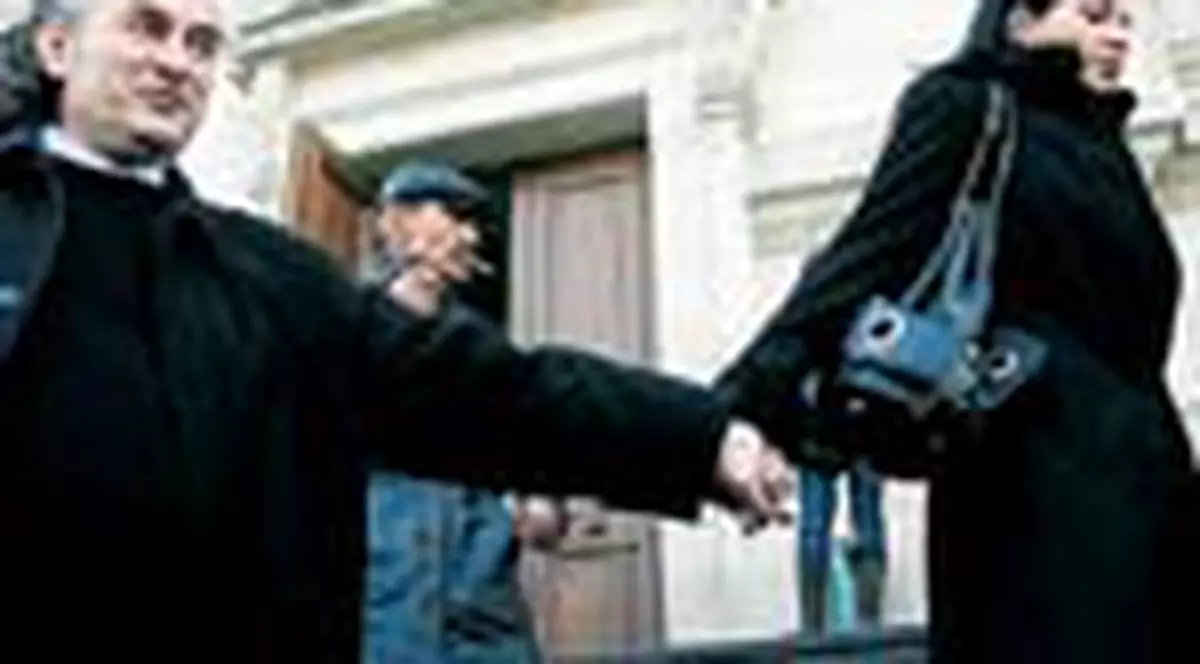 'Nu am bani de nunta'