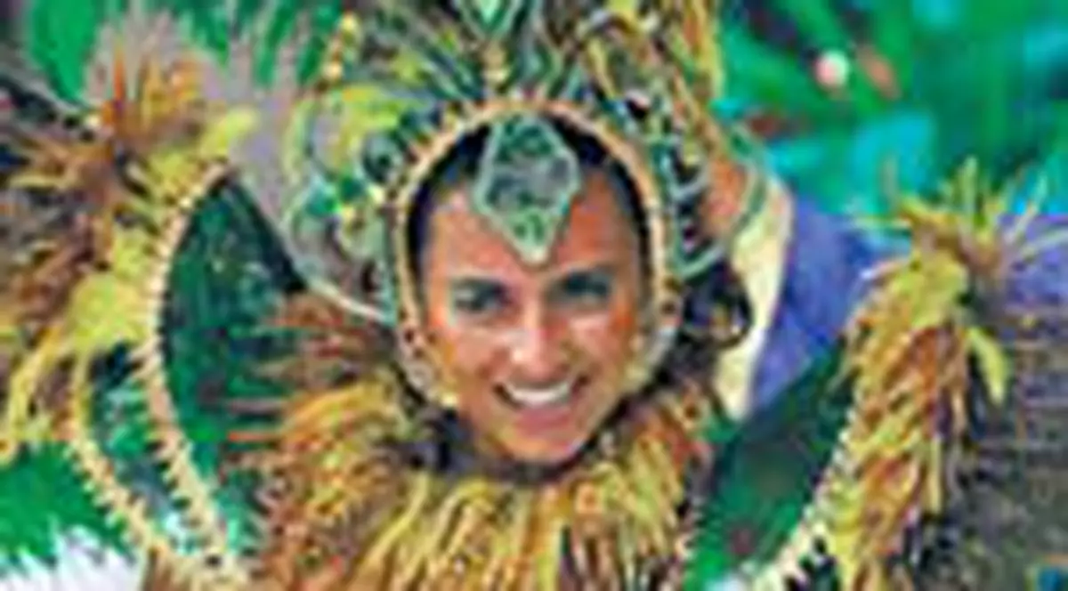 Carnavalul se incinge la Rio! 
