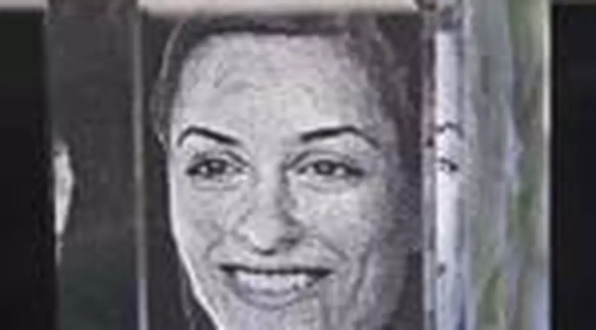 Portrete in cuburi de cristal