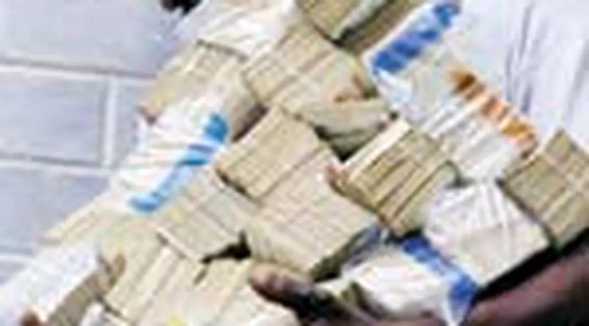 Uite cat a dat pe o Cola!