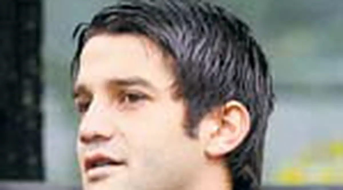 Sdrobis, suparat pe Cristi Chivu 