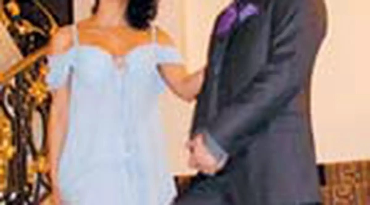 Videoclip la palatul Becali