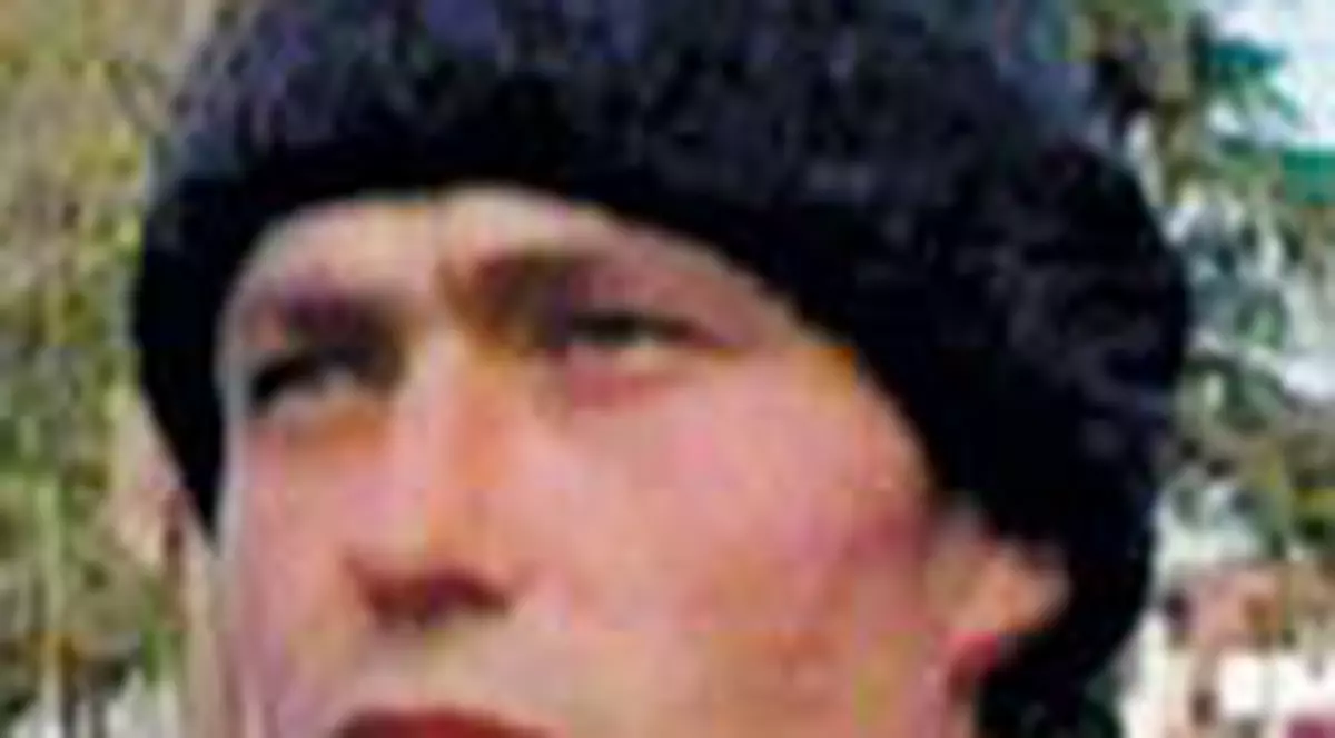 Copil de trei ani, hacuit cu toporul