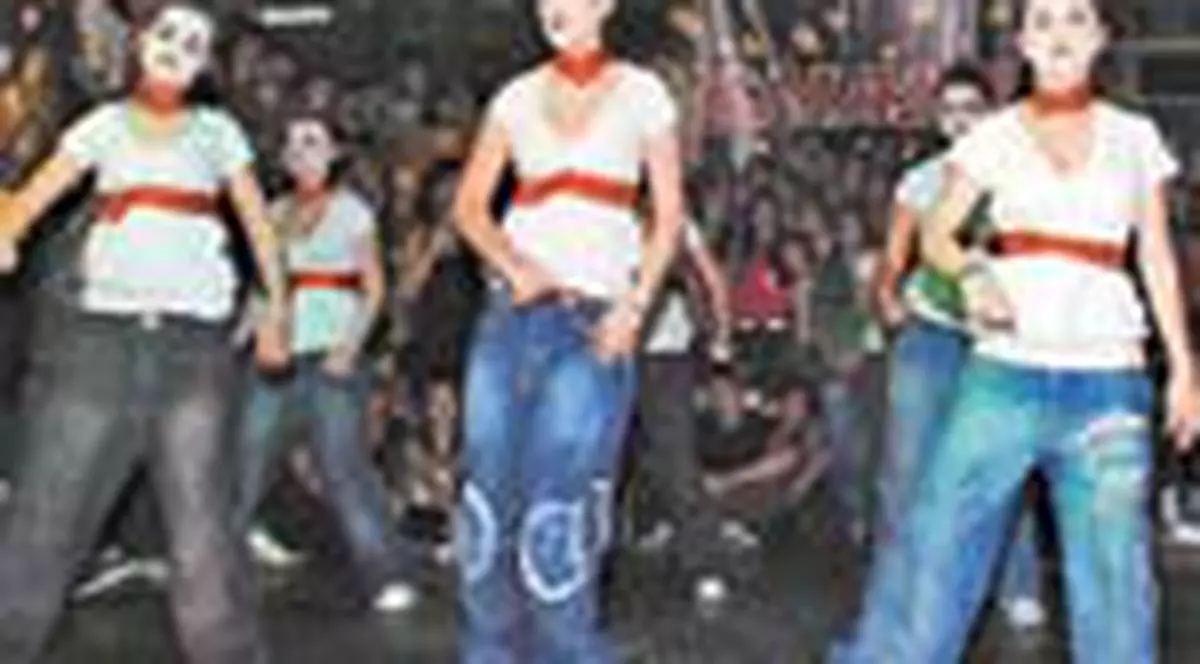 10 ore in ringul de dans