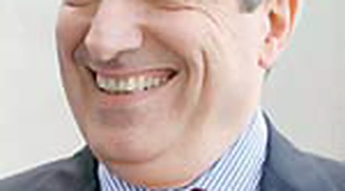 Basescu si Tariceanu se razboiesc pe taxa auto