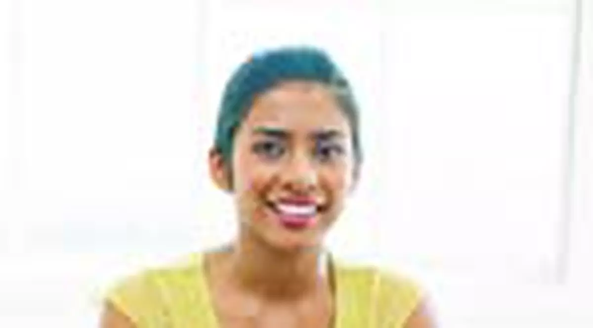 'I-am dus CV-ul meu, apoi tot incercam s-o ajut'