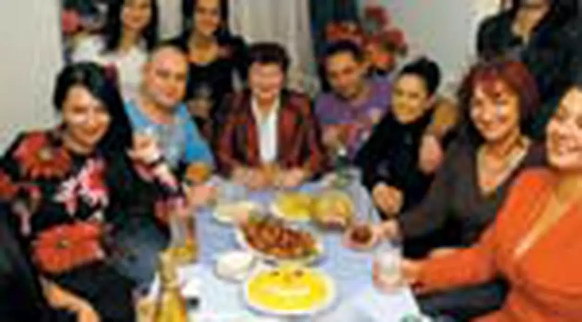 Inca un Paste  departe de tara