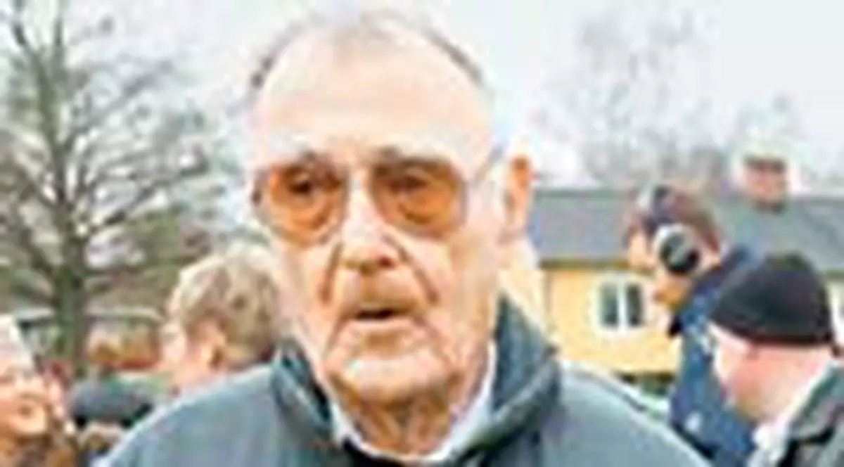 Isi ia haine de la reduceri