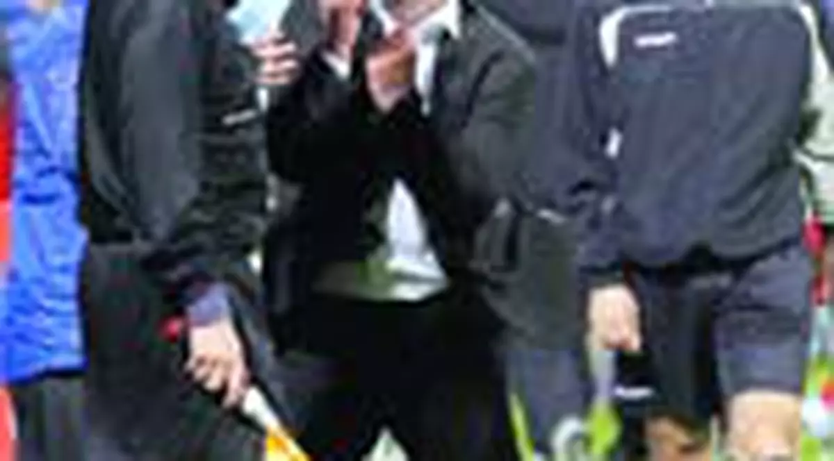 'Arbitrii astia ne-au omorat cu parul!'