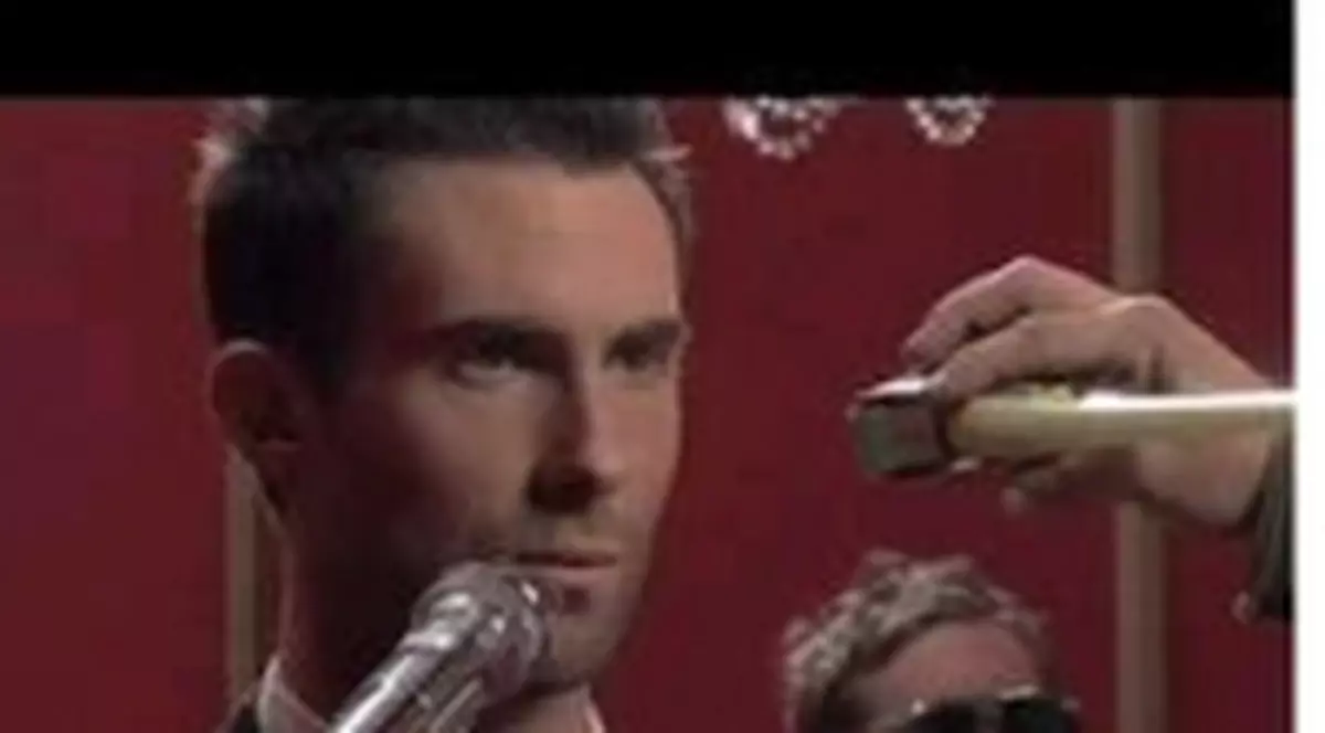 Maroon 5 si Rihanna colaboreaza la un nou single