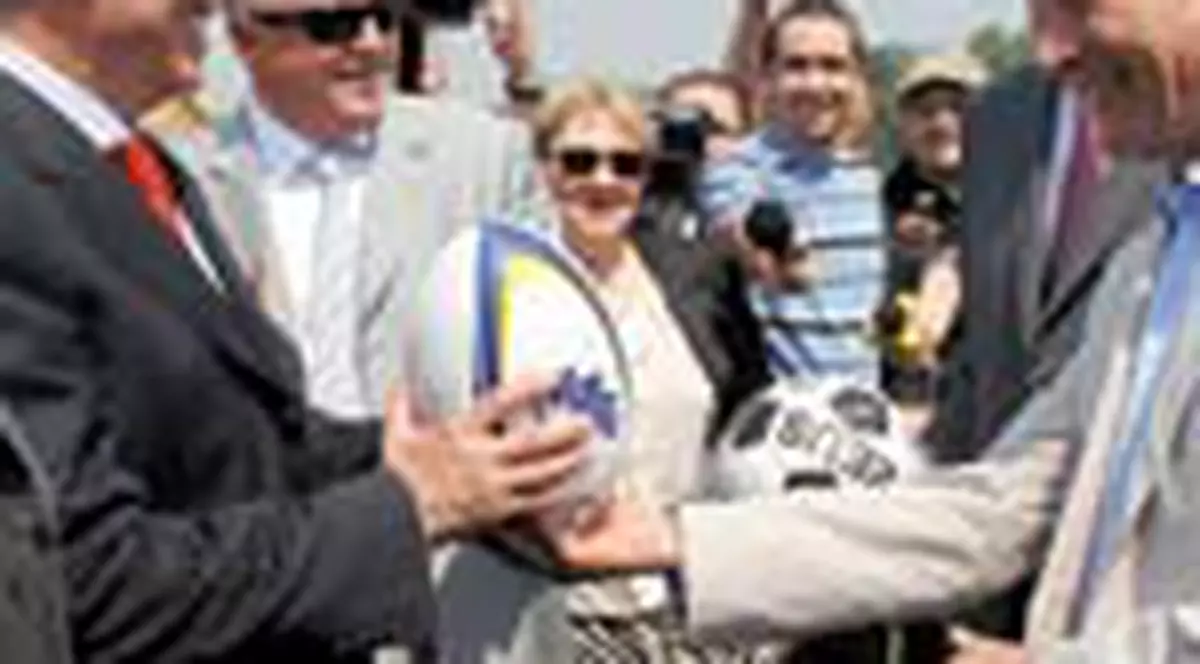 Base a vrut sa-l 'execute' pe Tari