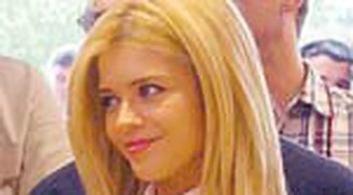 Alexandra Dinu, imaginea dealerului Ferrari