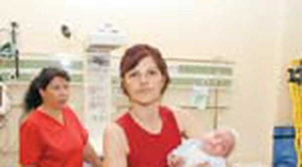 Alex, unul dintre 'tripletii Libertatii', va fi mutat, azi, de la Budimex la Bagdasar