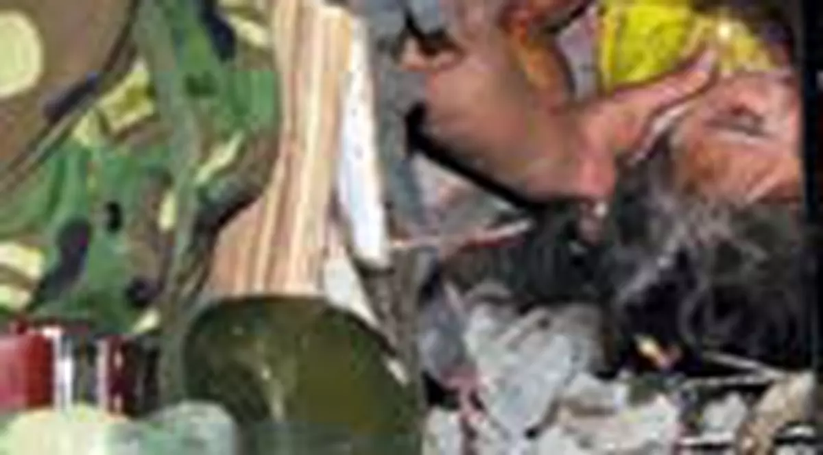 A supravietuit doua zile sub cadavrele parintilor 