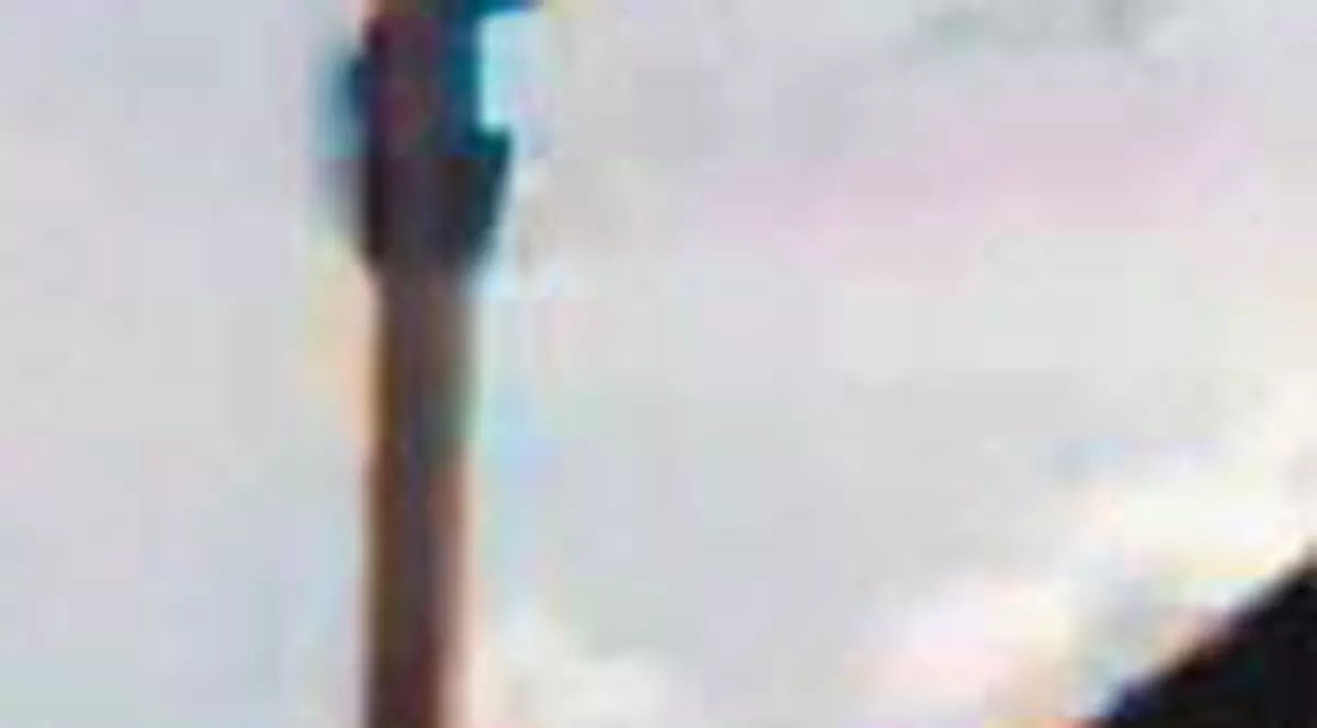 Ucis de 27.000 de volti