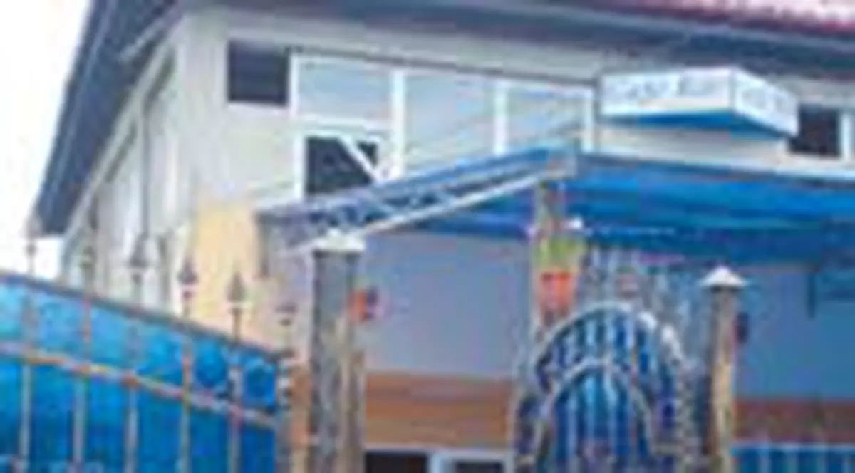 Ucis de patronii barului in care urmarea meciul