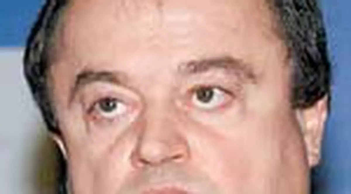 Blaga si Oprescu se bat in turul doi