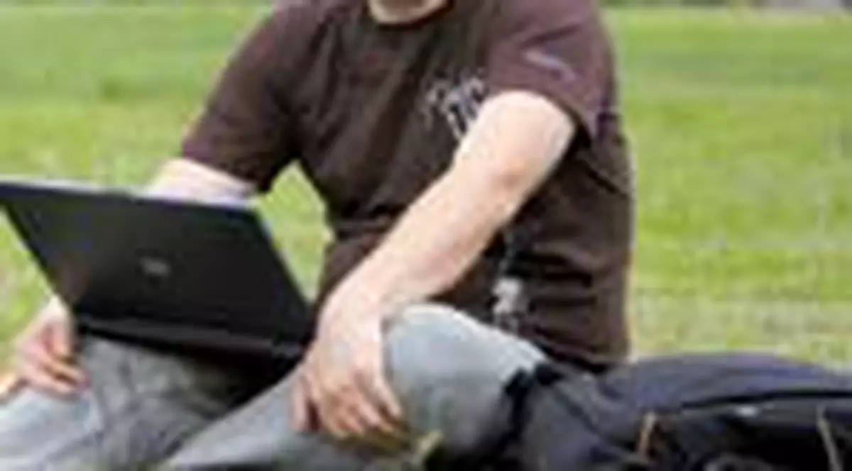 El este managerul Yahoo in Romania