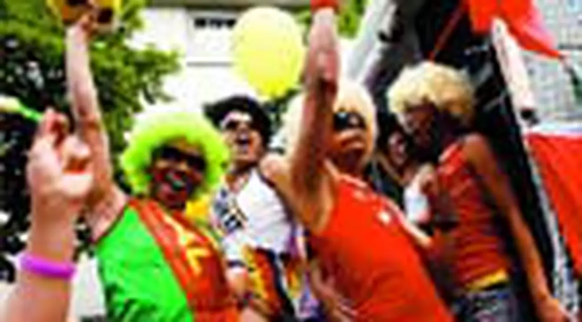 Si homosexualii participa la Euro